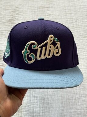 Chicago Cubs Script Logo Two-Tone 59Fifty Fitted Hat